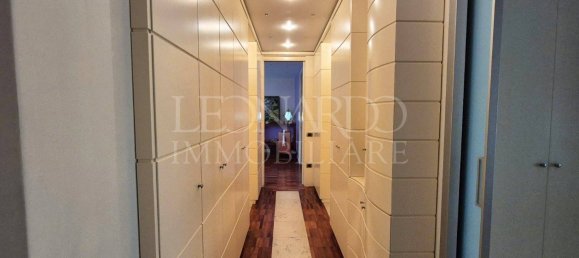 Квартира с 2 спальнями в Неаполь, Италия № 296255 11