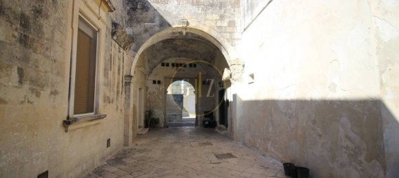 3 bedrooms Apartment in Martano, Italy No. 267745 2