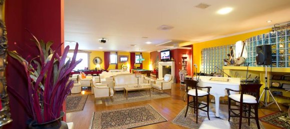 10 rooms Commercial property in Cardano al Campo, Italy No. 3969 26