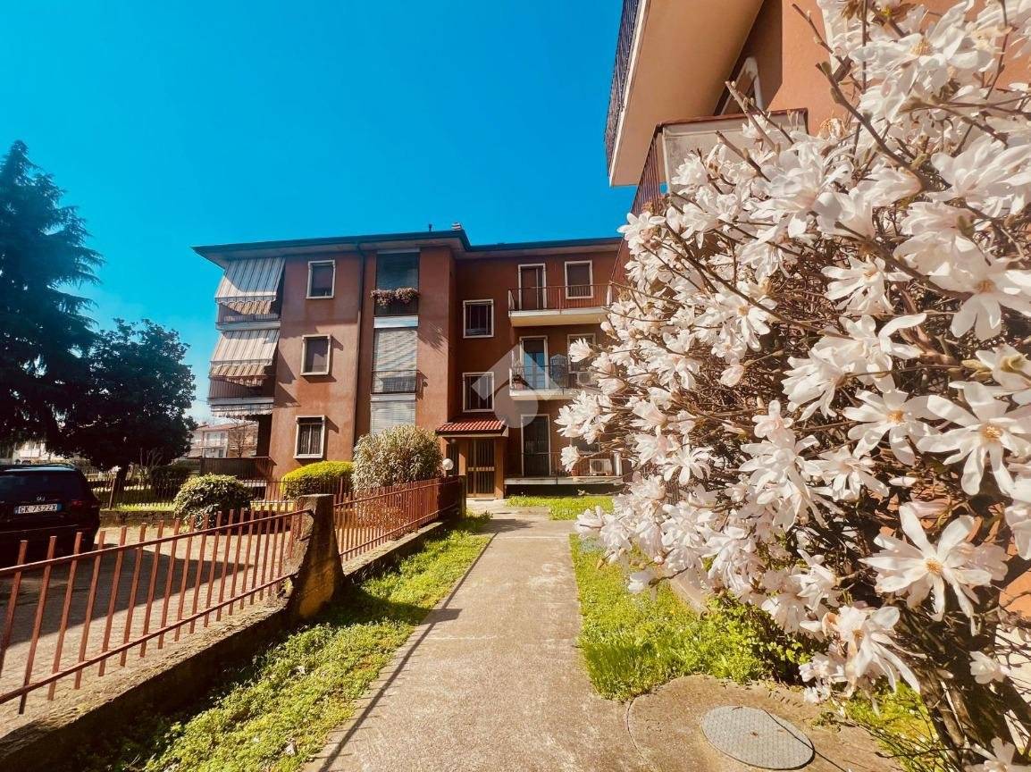 2 bedrooms Apartment in Caravaggio, Italy No. 119963