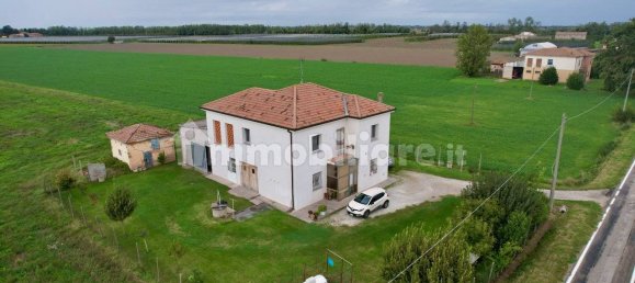 Вилла с 3 спальнями в Арджента, Италия № 93045 2