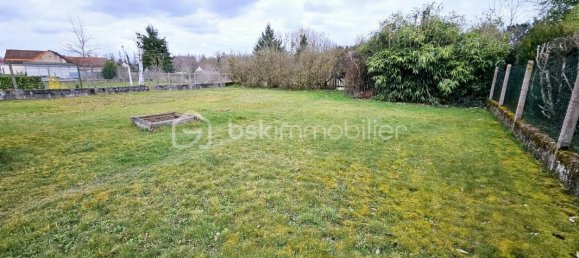 6 bedrooms House in Lapalisse, France No. 205058 12