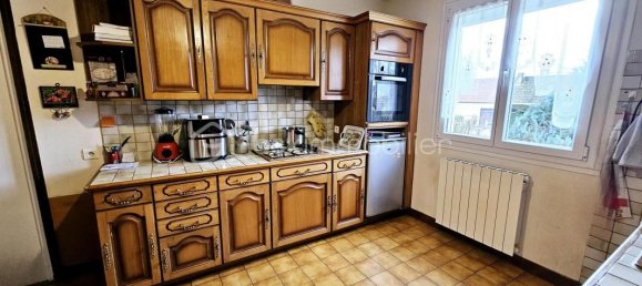 6 bedrooms House in Lapalisse, France No. 205058 5