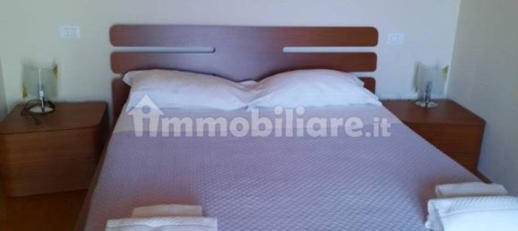 3 Schlafzimmer Villa in Peschiera del Garda, Italy, Nr. 340931 3