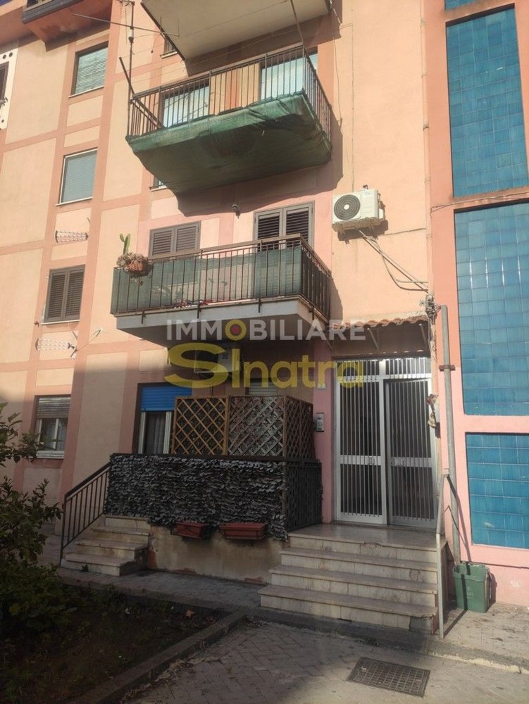 Apartamento de 4 habitaciónes en Paternò, Italy No. 92036