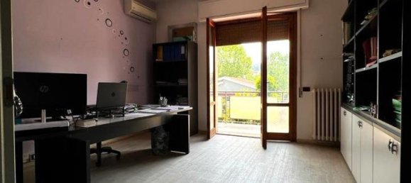 4-Zimmer Wohnung in Terranuova Bracciolini, Italy, Nr. 238127 2