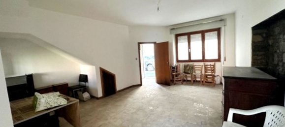 8 rooms House in Apecchio, Italy No. 264912 10