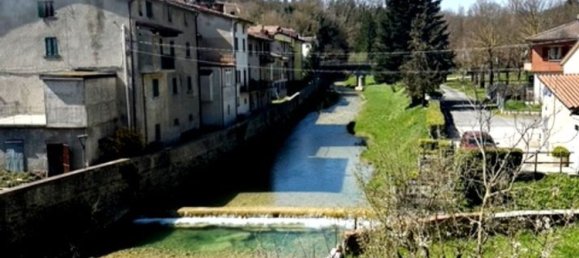 8 rooms House in Apecchio, Italy No. 264912 3