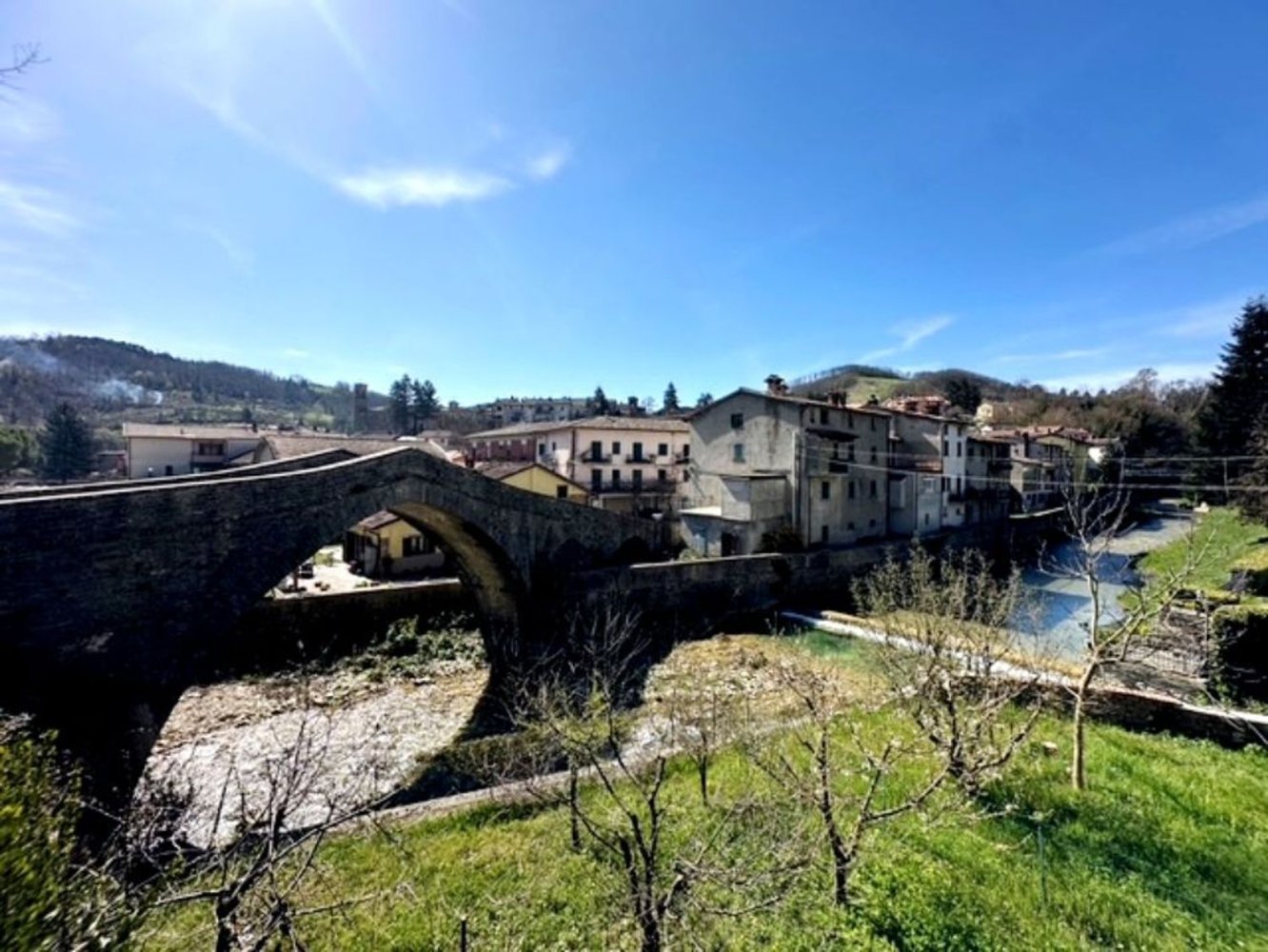 8 rooms House in Apecchio, Italy No. 264912