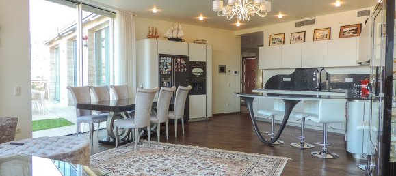 5 bedrooms Villa in Lloret de Mar, Spain No. 422 17