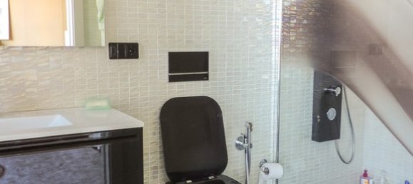 5 bedrooms Villa in Lloret de Mar, Spain No. 422 10