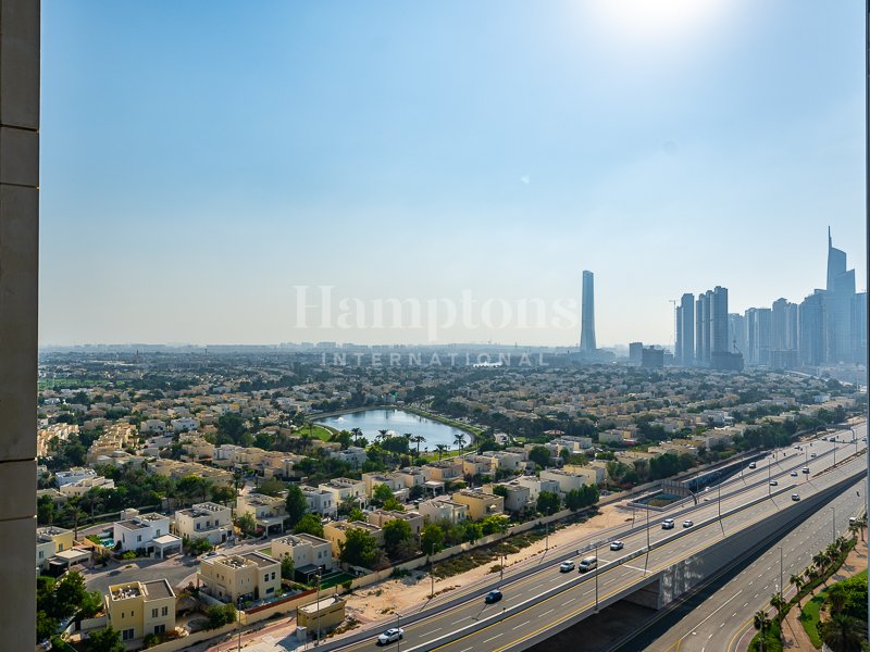 Apartamento T2 em The Hills, UAE N.º 190778
