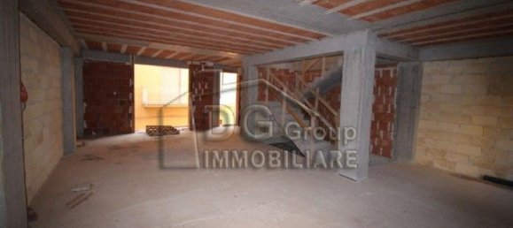 Дом с 3 комнатами в Алькамо, Италия № 133330 16