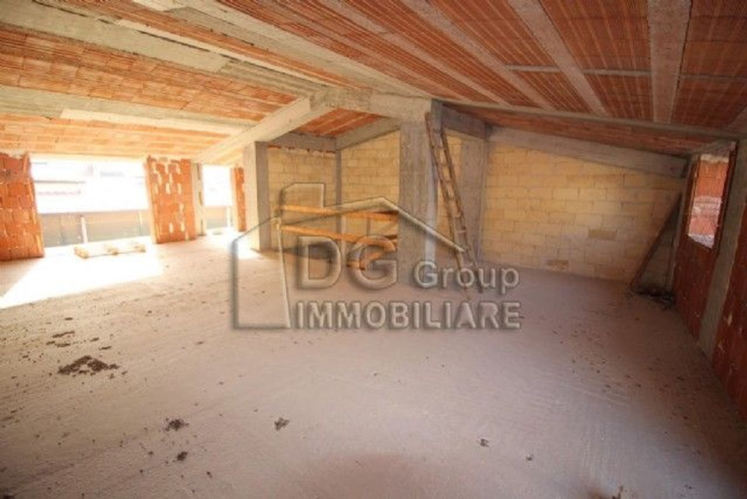 Дом с 3 комнатами в Алькамо, Италия № 133330