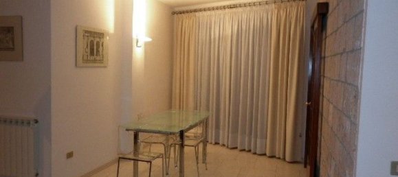 4 bedrooms Apartment in Terni, Italy No. 316871 3