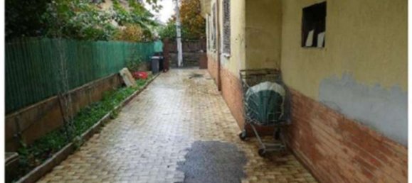 Apartamento de 3 habitaciónes en Ciampino, Italy No. 201909 6