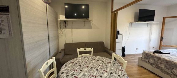 1 Schlafzimmer Wohnung in Chioggia, Italy, Nr. 287470 2