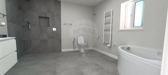 7 bedrooms House in Setubal, Portugal No. 67865 12