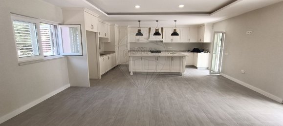 7 bedrooms House in Setubal, Portugal No. 67865 8