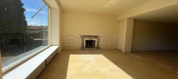 24 rooms Villa in Pollone, Italy No. 86891 5