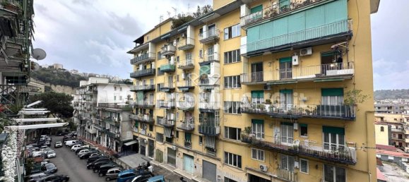 2 Schlafzimmer Wohnung in Naples, Italy, Nr. 163249 23