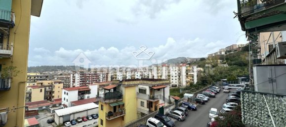 2 Schlafzimmer Wohnung in Naples, Italy, Nr. 163249 11