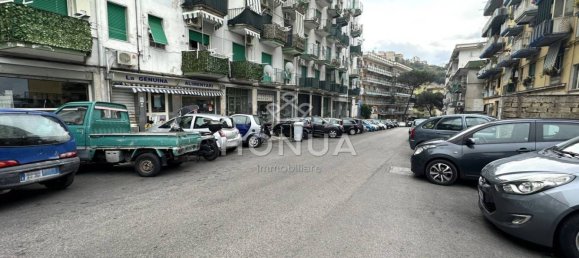 2 Schlafzimmer Wohnung in Naples, Italy, Nr. 163249 26