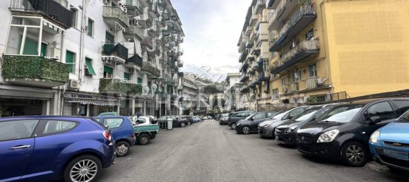 2 Schlafzimmer Wohnung in Naples, Italy, Nr. 163249 25