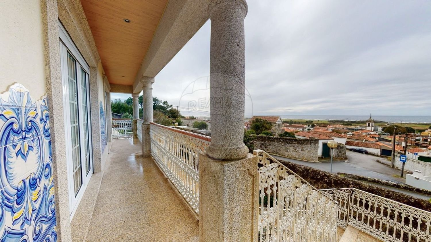 Casa de 5 dormitorios en Viana do Castelo, Portugal No. 19182