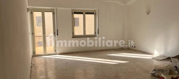 3 bedrooms Apartment in Reggio Calabria, Italy No. 123028 9