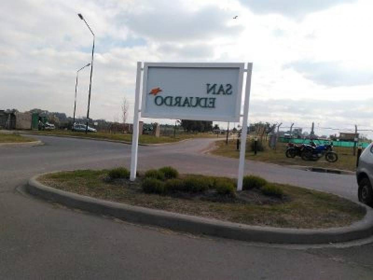 Grundstück in Pilar, Argentina, Nr. 120534