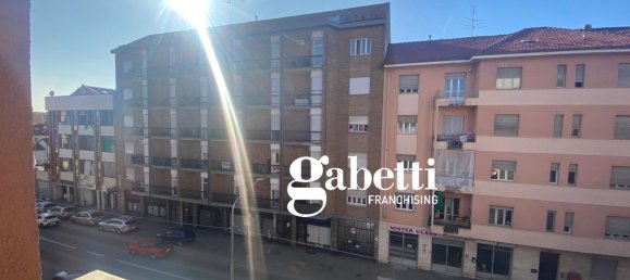 Apartamento de 3 dormitorios en Asti, Italy No. 150950 14