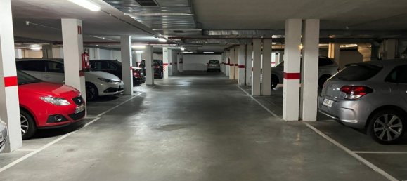 Garaje en León, Spain 153 m² No. 29020 2