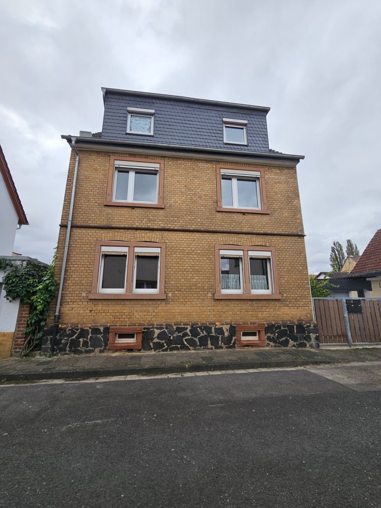 7 bedrooms Townhouse in Main-Kinzig, Germany No. 163549