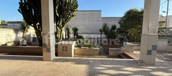 4 rooms Apartment in Taranto, Italy No. 342367 12