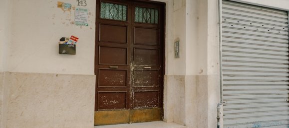 2 Schlafzimmer Wohnung in Palermo, Italy, Nr. 52277 3