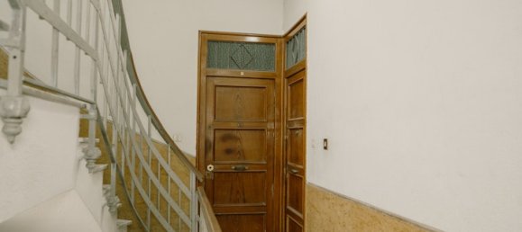 2 Schlafzimmer Wohnung in Palermo, Italy, Nr. 52277 5