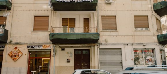 2 Schlafzimmer Wohnung in Palermo, Italy, Nr. 52277 2