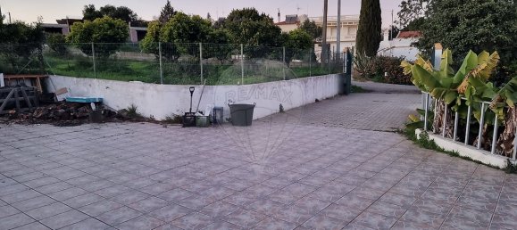 3 bedrooms House in Loule, Portugal No. 28130 17