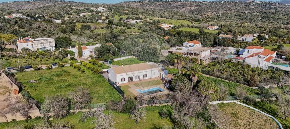 3 bedrooms House in Loule, Portugal No. 28130 27