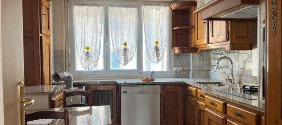 2 bedrooms Apartment in Gien, France No. 82306 5