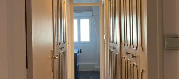 2 bedrooms Apartment in Gien, France No. 82306 8