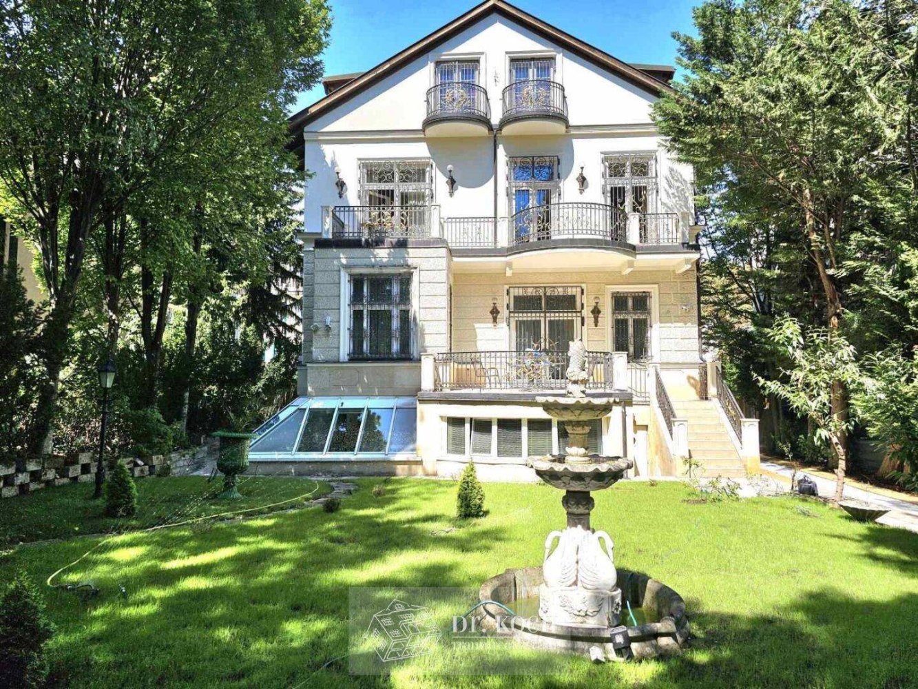 Вилла с 11 комнатами в Дёблинг, Австрия № 156408