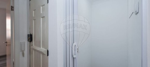 2 bedrooms Apartment in Lisbon, Portugal No. 313057 24