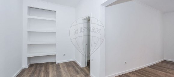 2 bedrooms Apartment in Lisbon, Portugal No. 313057 14