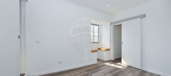 2 bedrooms Apartment in Lisbon, Portugal No. 313057 17