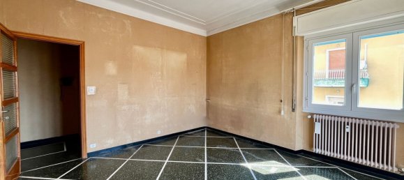 4-Zimmer Wohnung in Genoa, Italy, Nr. 259964 6