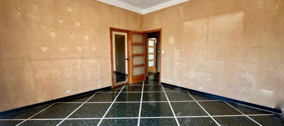 4-Zimmer Wohnung in Genoa, Italy, Nr. 259964 4