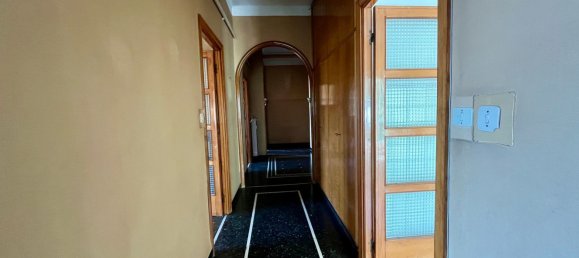 4-Zimmer Wohnung in Genoa, Italy, Nr. 259964 28