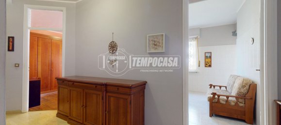 2-Zimmer Wohnung in Rivoli, Italy, Nr. 283663 2